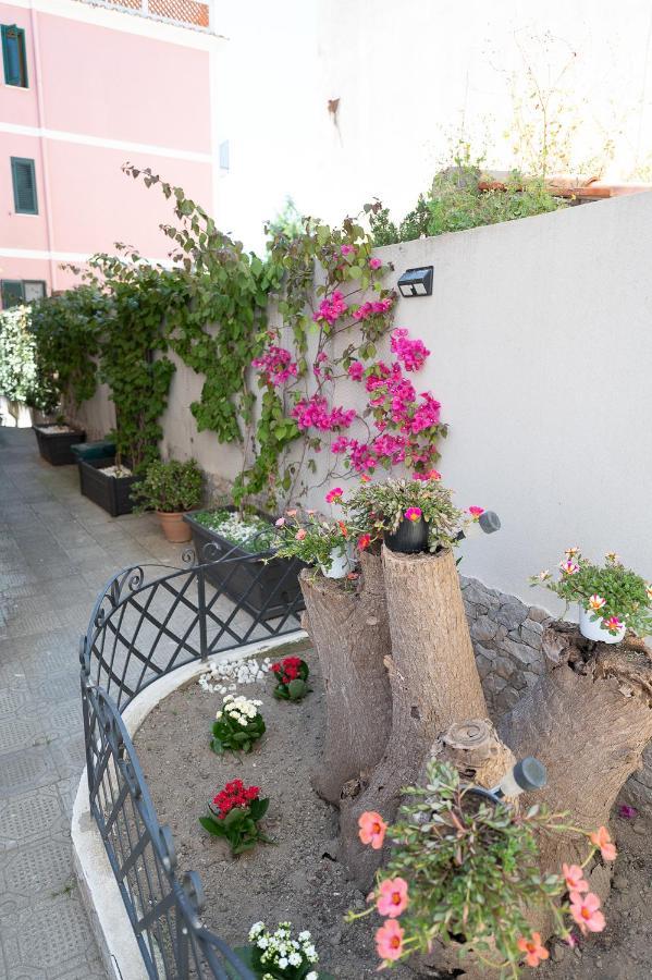 La Magnolia Rooms Procida Eksteriør bilde